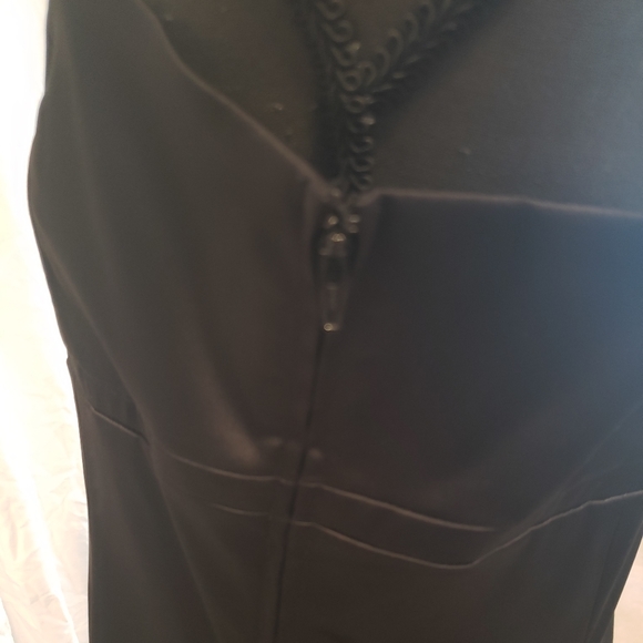 Little Black Dress - Picture 5 of 7